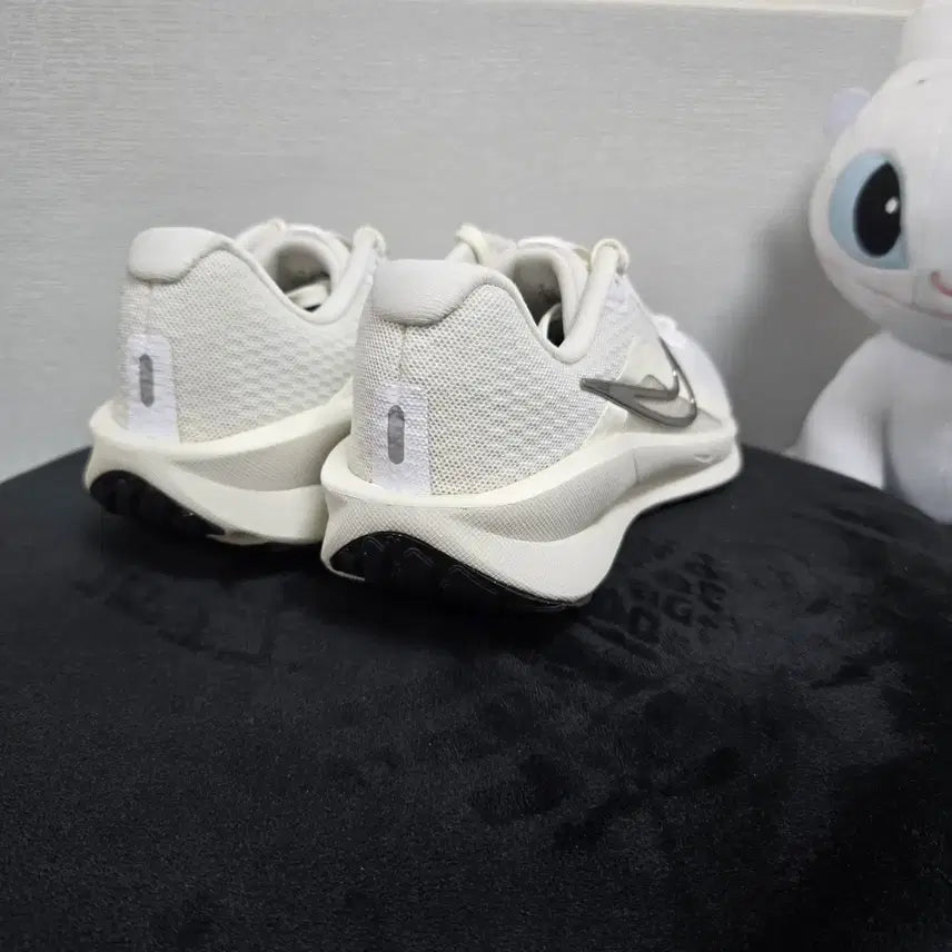 [BUNJANG] Nike White Swoosh Mesh Sneakers / 나이키 흰색 운동화 스우시 메쉬