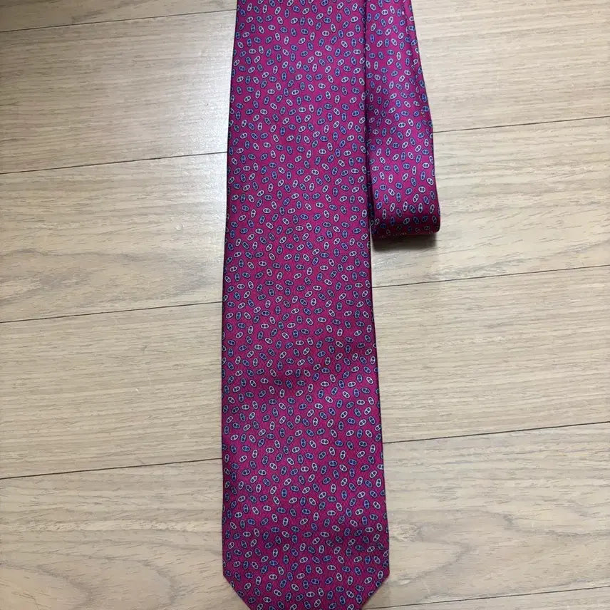 [SOLD OUT] HERMES 에르메스 빈티지 실크 100% 버건디 넥타이
