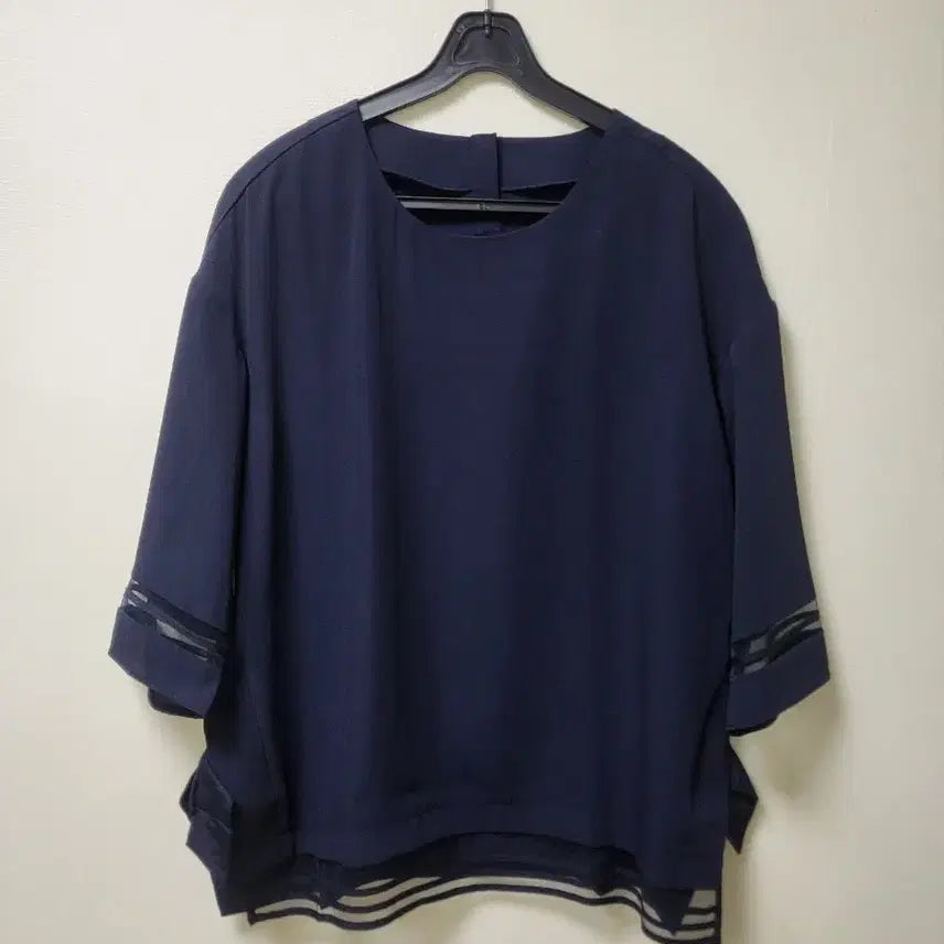[BUNJANG] SJ Wani Blouse Navy / SJ와니 블라우스 66