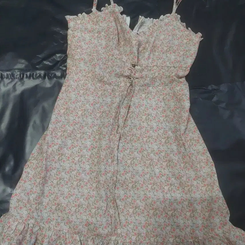 [BUNJANG] Shopsida Floral Dress / 샵사이다 잔꽃 원피스