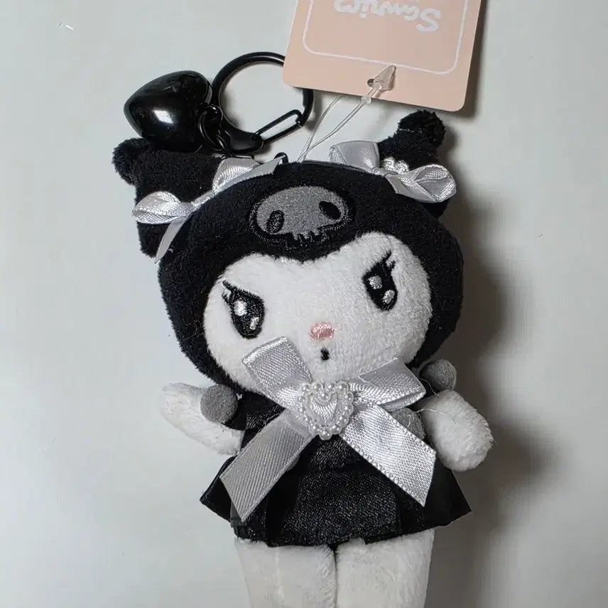 [BUNJANG] Sanrio Kuromi Black Heart Bag Charm Keychain / 산리오 쿠로미 블랙하트 가방걸이 키링 판매합니다