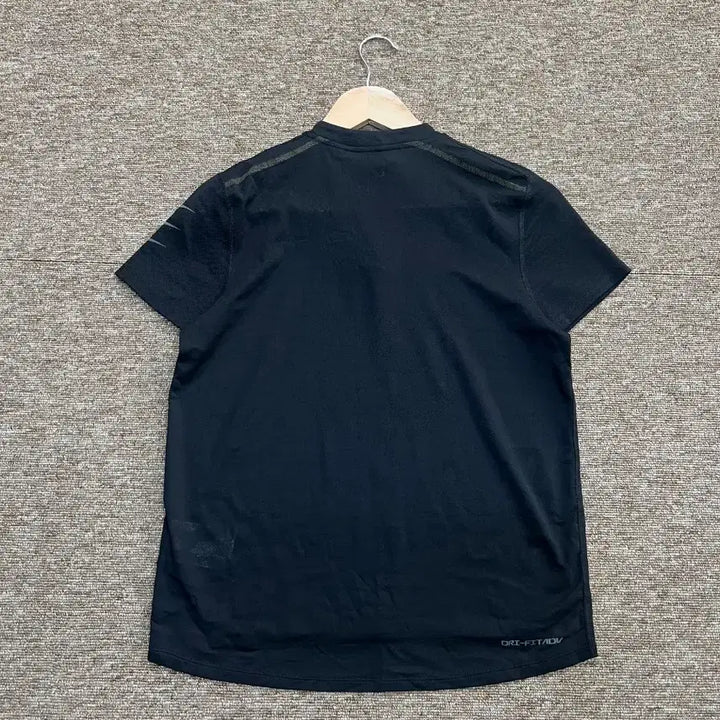 [BUNJANG] Nike Running Division Short-Sleeve T-Shirt - Medium / 나이키 러닝 디비전 반팔티 M