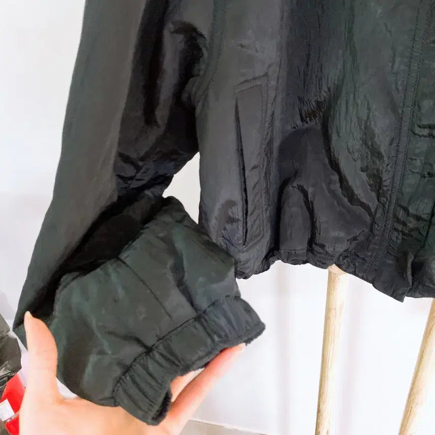[BUNJANG] BEAKER Lightweight Black Jacket Jumper (Size 66-77) / 몽빈티지(66~77)BEAKER비이커여자블랙경량자켓점퍼