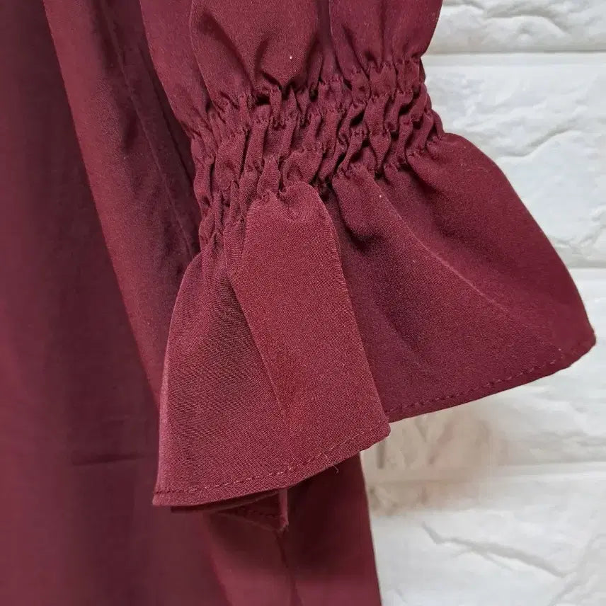 [BUNJANG] Wine Red Shirt Blouse - Size 105 / 와인색 셔츠형 블라우스 105