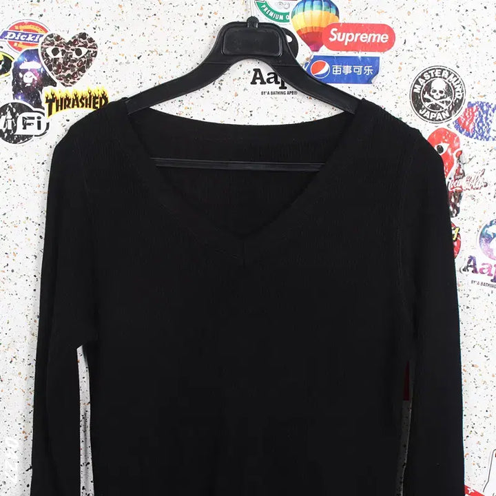 [BUNJANG] Black Ribbed V-Neck Long-Sleeve T-Shirt / 여성55 / 데일리 블랙 골지 브이넥 긴팔티BK 37-151