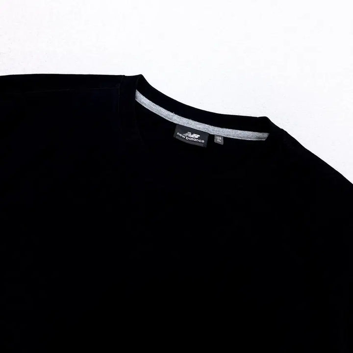 [SOLD OUT] [105] 뉴발란스 블랙 코튼 라운드넥