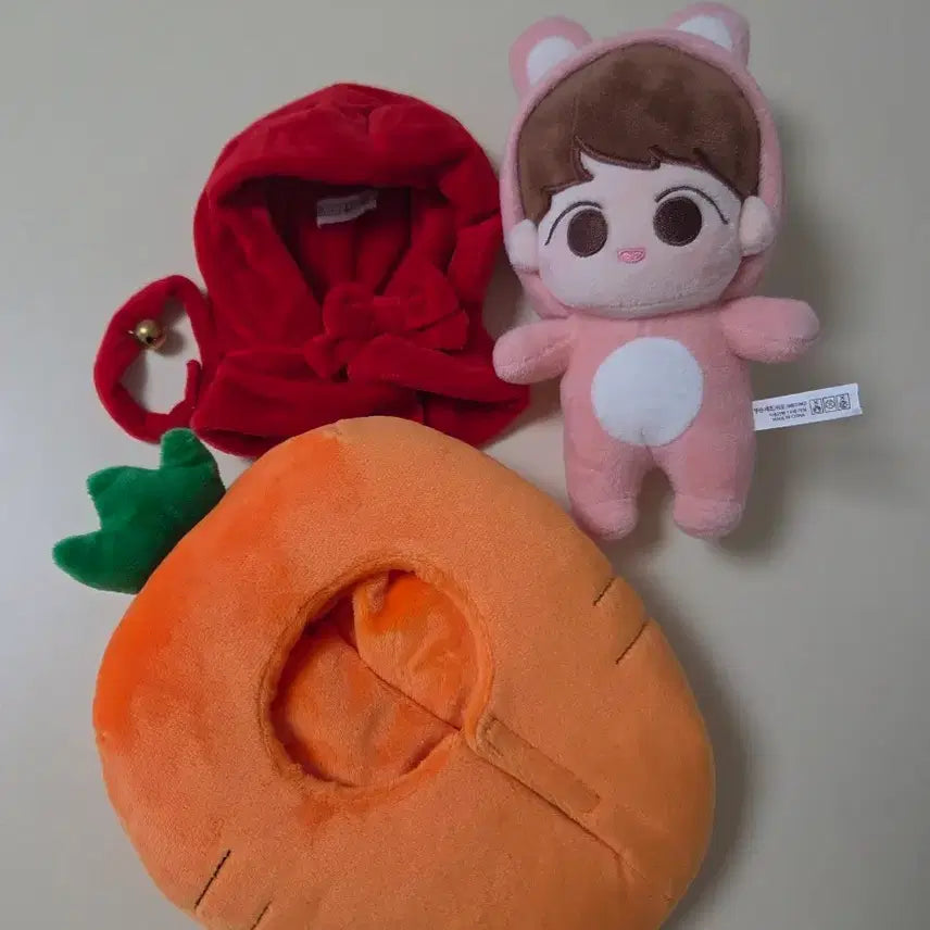 [BUNJANG] Park Jihoon Doll 15cm Hoonkki / 박지훈 인형 15cm 훈끼
