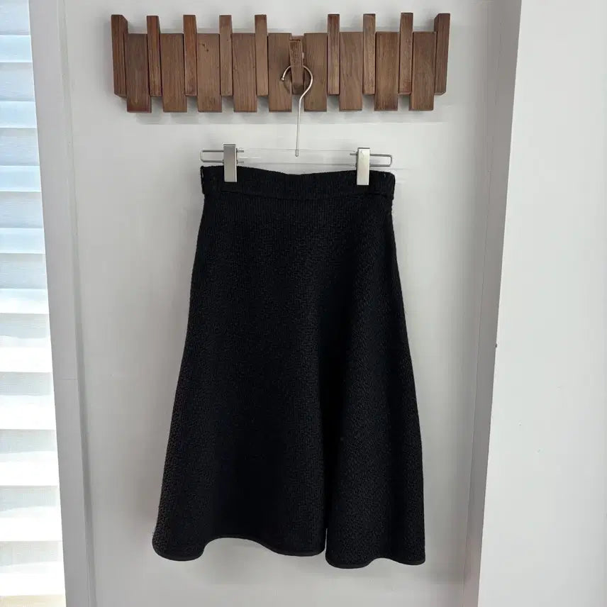 [BUNJANG] Louis Vuitton High-Waisted Flare Skirt / 루이비통 하이웨스트 플레어 스커트