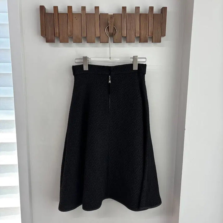[BUNJANG] Louis Vuitton High-Waisted Flare Skirt / 루이비통 하이웨스트 플레어 스커트