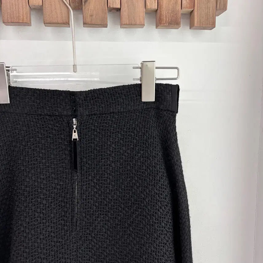 [BUNJANG] Louis Vuitton High-Waisted Flare Skirt / 루이비통 하이웨스트 플레어 스커트