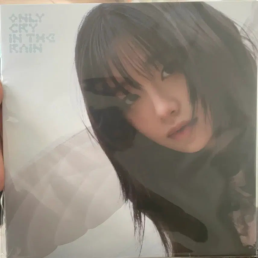 [SOLD OUT] Chuu 이달소 츄 LP 미개봉 Only cry in the rain