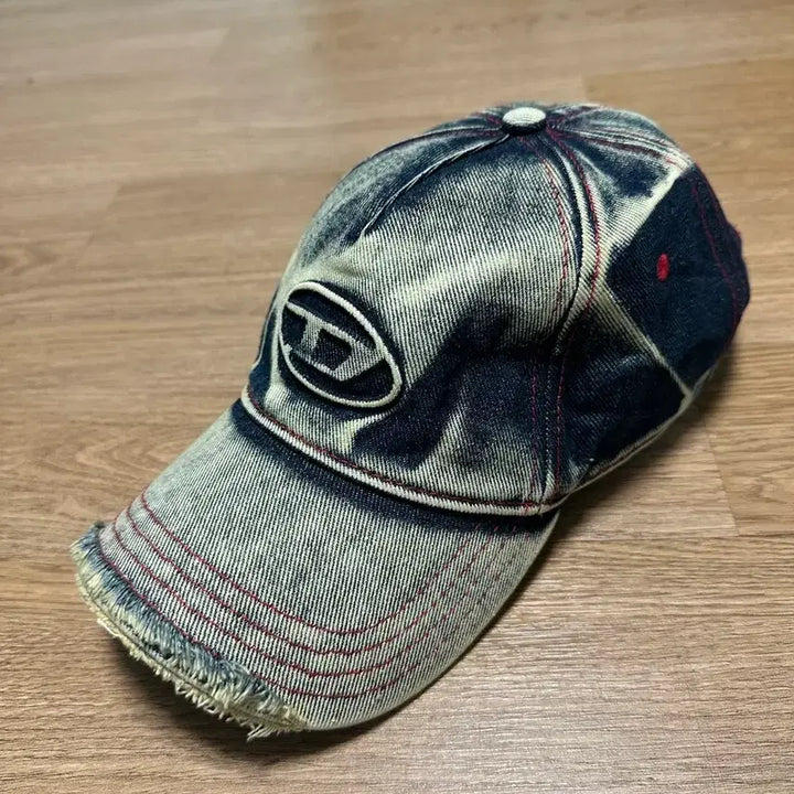 [BUNJANG] Diesel Seymon Hat / 디젤 세이몬 모자 판매합니다.