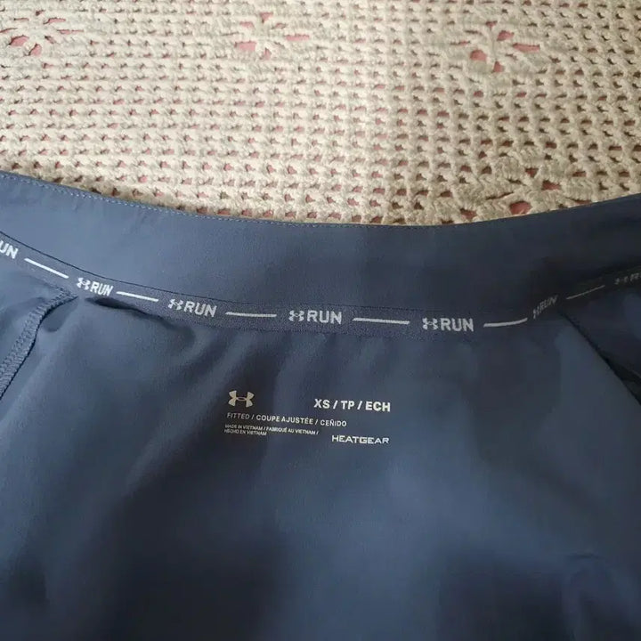 [BUNJANG] Under Armour Training Jacket - Summer Season - Size XS / 언더아머 트레이닝 자켓 XS 하계용