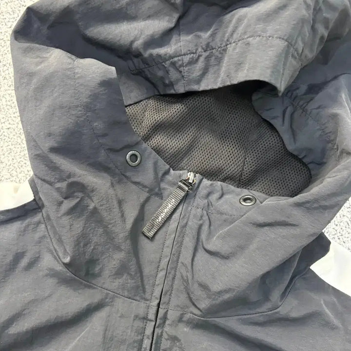 [SOLD OUT] L 다이나핏 아노락 반집업 바람막이 0423J