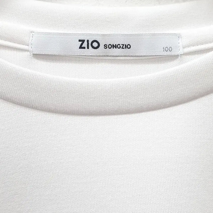 [BUNJANG] ZIO SONGZIO Summer Semi Oversized Long Sleeve T-Shirt White Size 100 / 지오송지오 여름 세미 오버핏 롱 슬리브 100