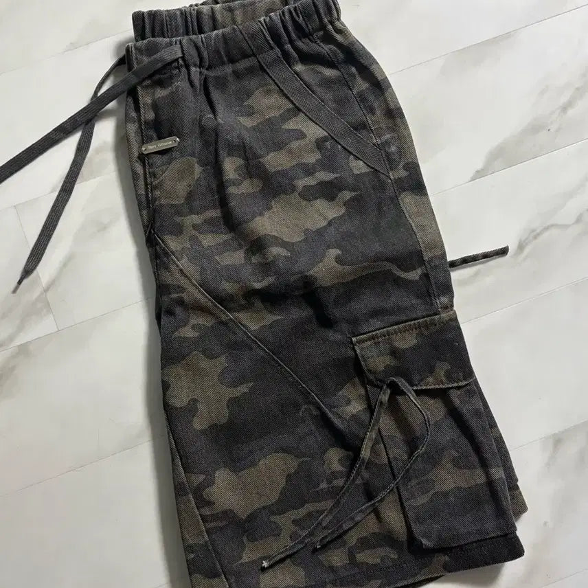 [BUNJANG] Wonder Wonder Military Camo 5-Part Bermuda Pants / 원더원더 밀리터리 카모 5부 버뮤다 팬츠