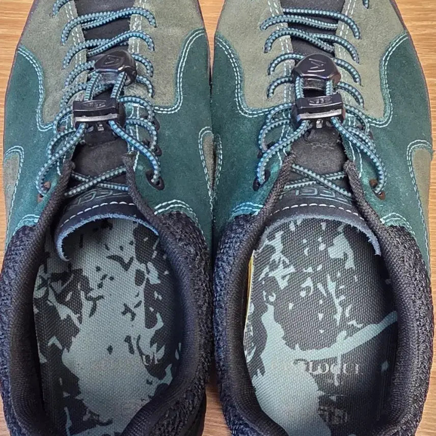 [BUNJANG] Keen x Eastlogue Jasper Rocks Sneakers (260) / [260] 킨 x 이스트로그 재스퍼 락스 스니커즈