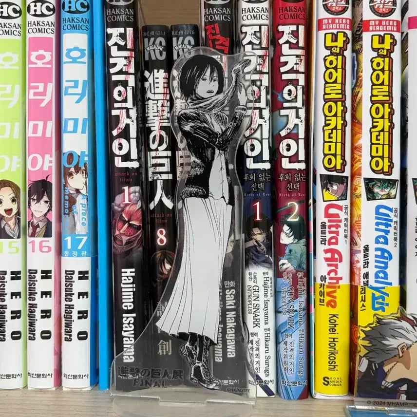 [BUNJANG] Attack on Titan Mikasa Acrylic Standee / 진격의거인 전시회 아크릴 미카사
