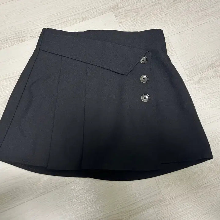 [BUNJANG] GRL Pleated Skirt Pants / grl 그레일 플리츠 치마바지 스커트 스카판 양산형지뢰계스나걸리