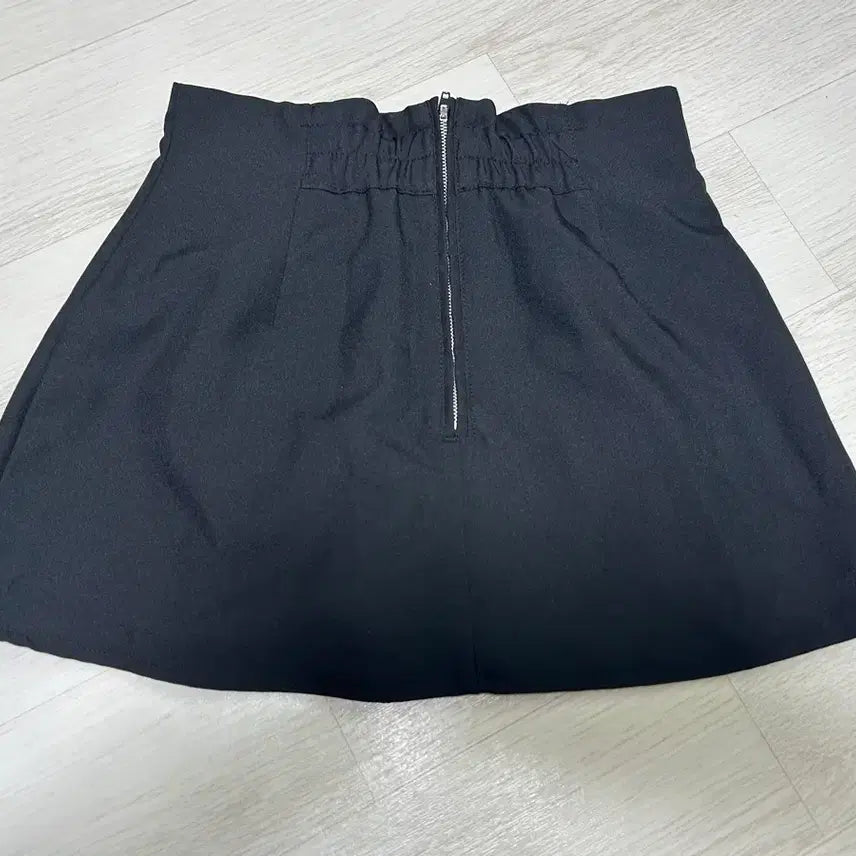 [BUNJANG] GRL Pleated Skirt Pants / grl 그레일 플리츠 치마바지 스커트 스카판 양산형지뢰계스나걸리