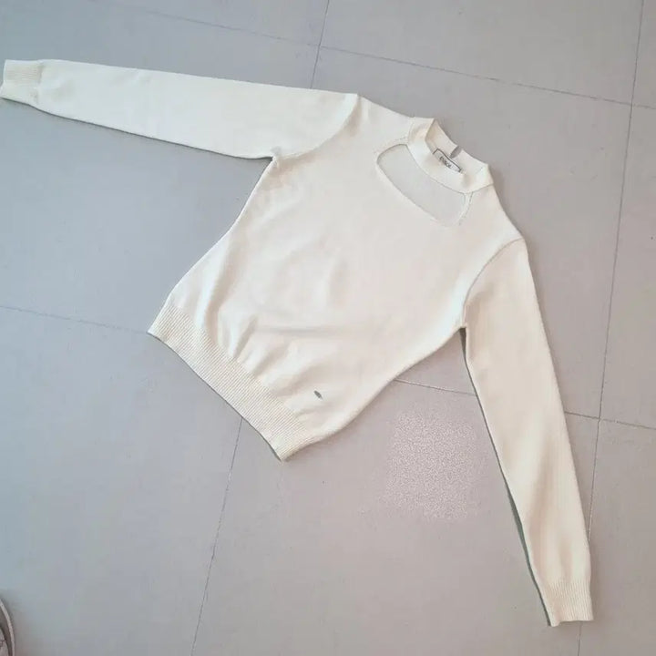 [BUNJANG] Evmow Wool Blend Elegant Deep Neck Knit Scarf Top / 에브모우 울 혼방 우아한 딥 넥 니트 스카프 탑 free