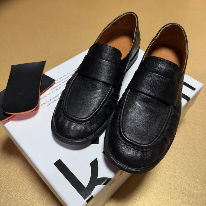 [BUNJANG] Kinch Pinch 265 Model Shoes / [265]킨치 pinch kinch 핀치