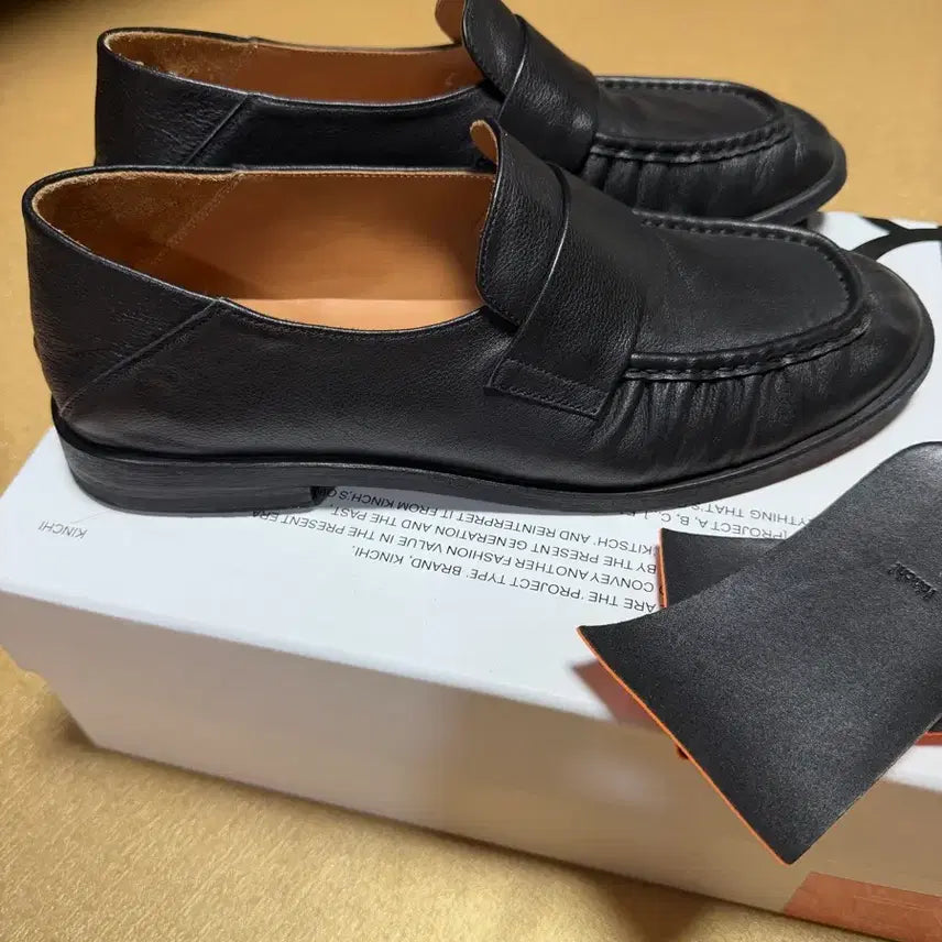 [BUNJANG] Kinch Pinch 265 Model Shoes / [265]킨치 pinch kinch 핀치