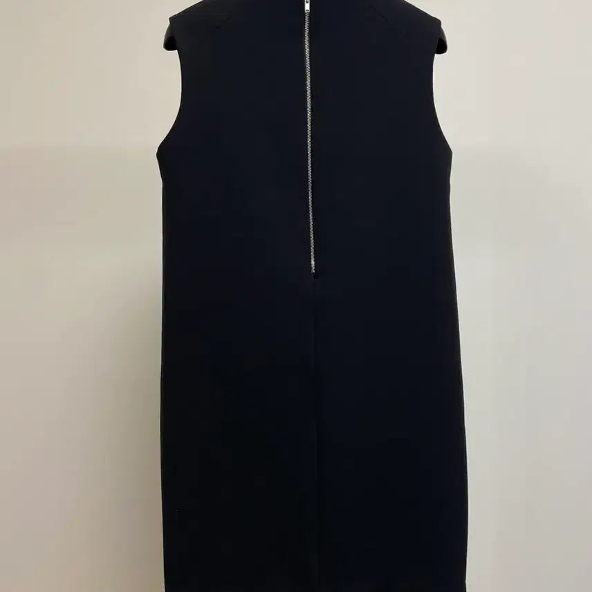 [BUNJANG] Minimalist Mini Dress / 미니 원피스 S