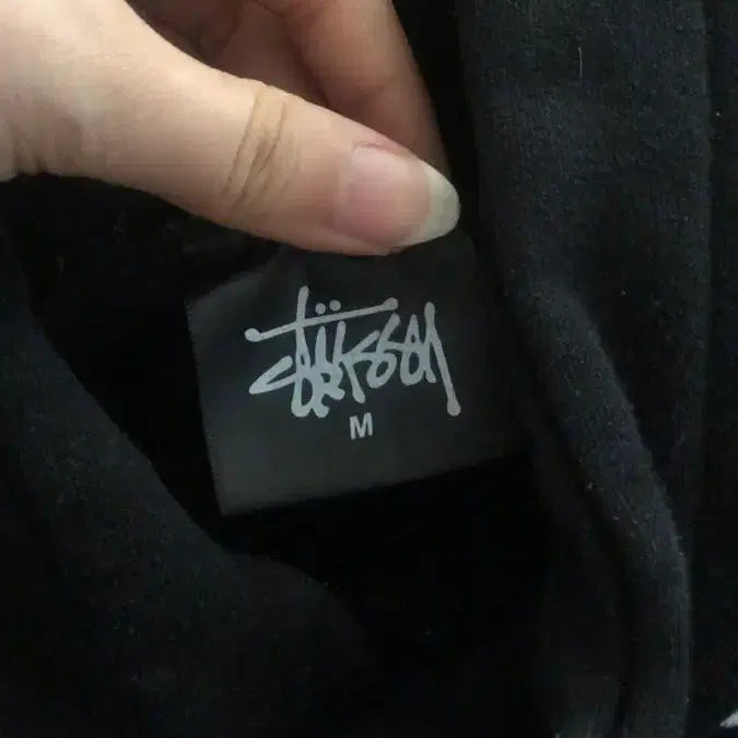 [BUNJANG] Stussy Black Hoodie / 스투시 블랙 후드티