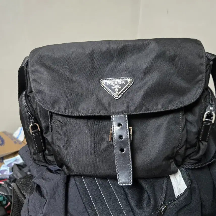 [BUNJANG] Prada Re-Nylon Messenger Bag / 프라다 리나일론 메신저백 팝니다