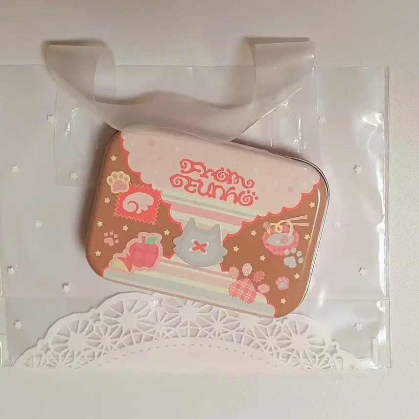 [BUNJANG] PLAVE Eunho Cookie Tin Case / 플레이브 십카페 은호 쿠키 틴케이스