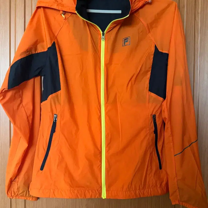 [BUNJANG] Fila Orange Windbreaker Jacket / 휠라 오렌지색 바람막이 접퍼