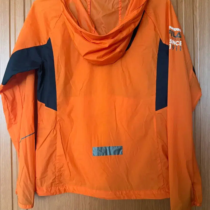 [BUNJANG] Fila Orange Windbreaker Jacket / 휠라 오렌지색 바람막이 접퍼