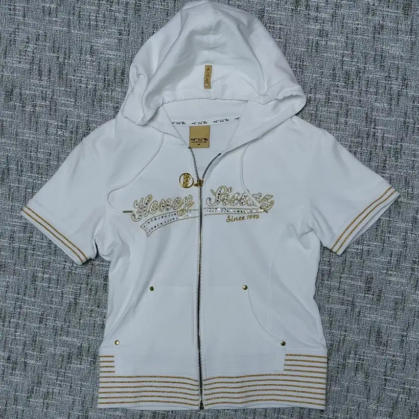 [BUNJANG] MF SISTAZ Y2K Velour Short Sleeve Hoodie Set (White) / [S] MF SISTAZ Y2K 벨로아 반팔 후드 세트 (화이트)