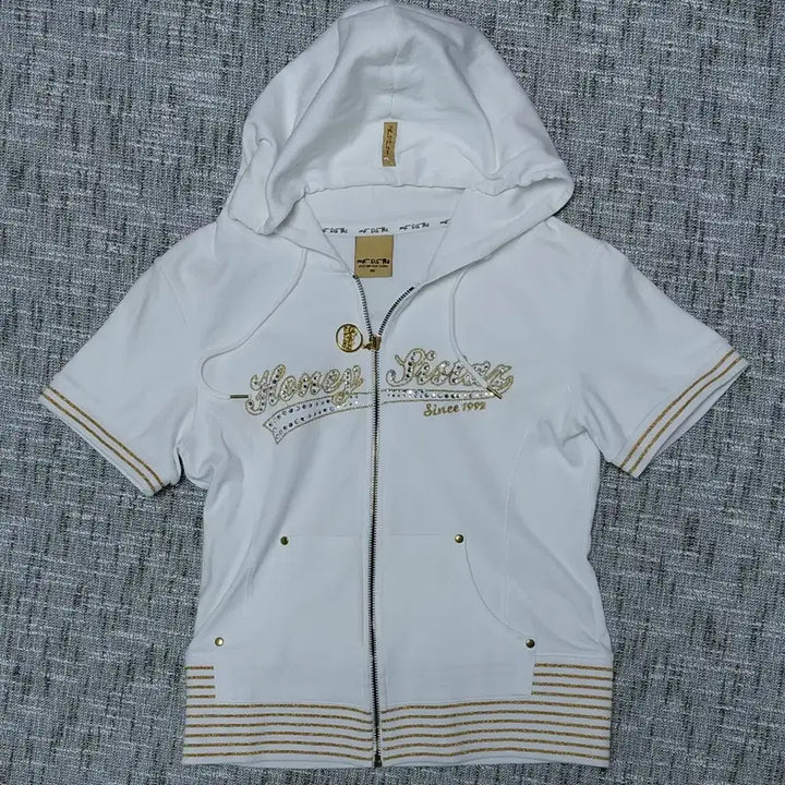 [BUNJANG] MF SISTAZ Y2K Velour Short Sleeve Hoodie Set (White) / [S] MF SISTAZ Y2K 벨로아 반팔 후드 세트 (화이트)