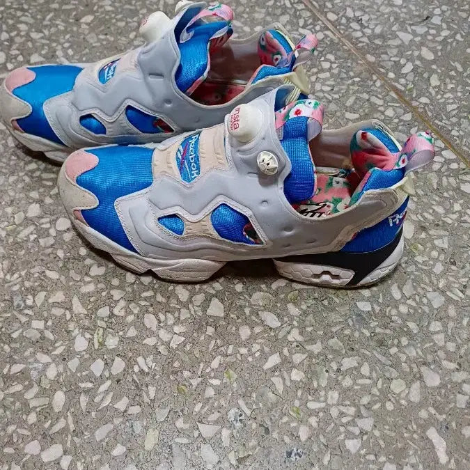 [BUNJANG] Reebok Instapump Athletic Shoes / 리복인스타펌푸운동화250싸이즈