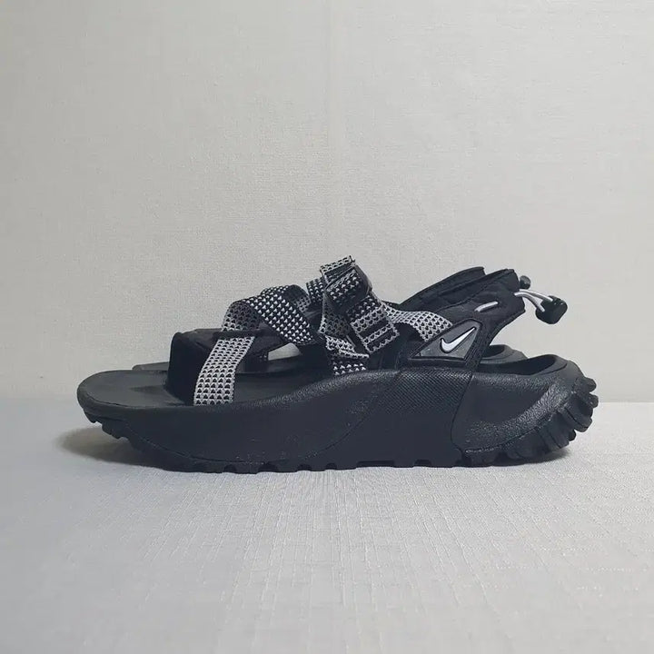 [BUNJANG] Nike Oneonta Sandal Black (240mm) / 나이키 오네온타 샌들 블랙 240mm