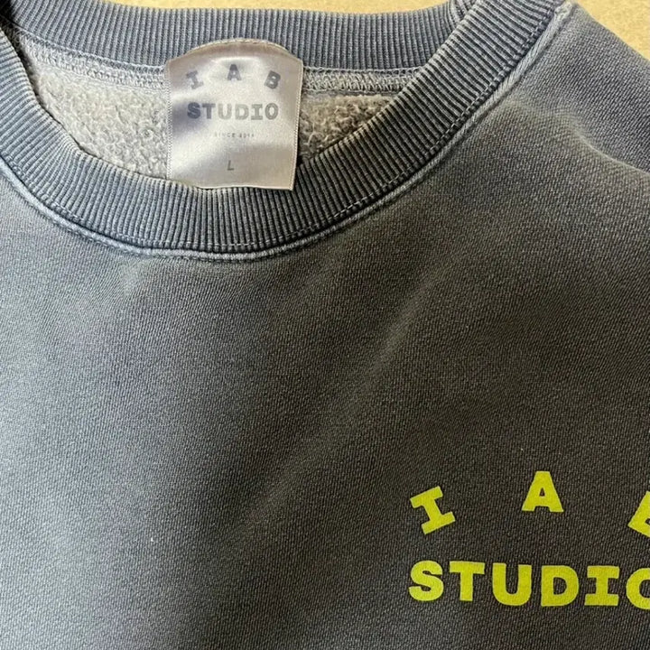 [BUNJANG] IAB STUDIO Pigment Navy L / IAB STUDIO 피그먼트 네이비 L