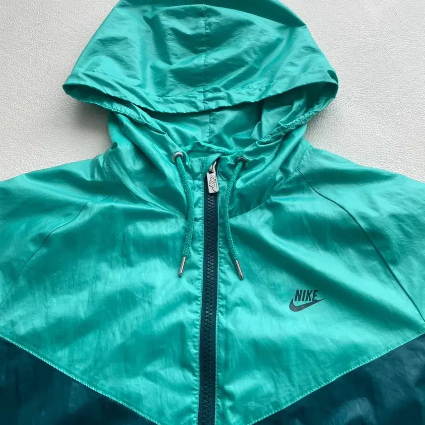 [BUNJANG] Nike Windrunner Jacket / 나이키 윈드러너 바람막이 자켓
