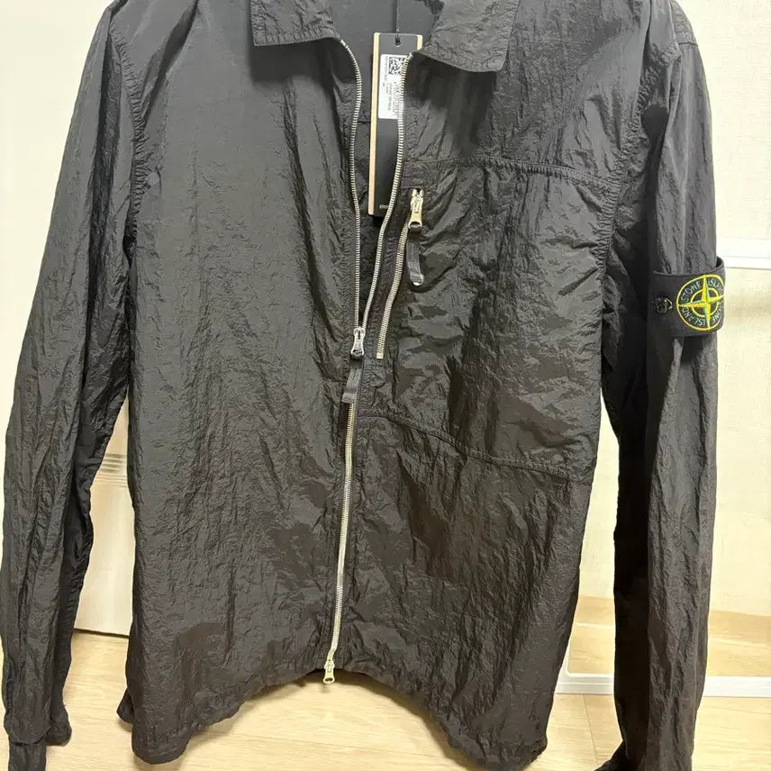 [BUNJANG] Stone Island Nylon Metal Overshirt / 2025F/W 시즌 미착용 새상품 스톤아일랜드 나일론 오버셔츠 판매