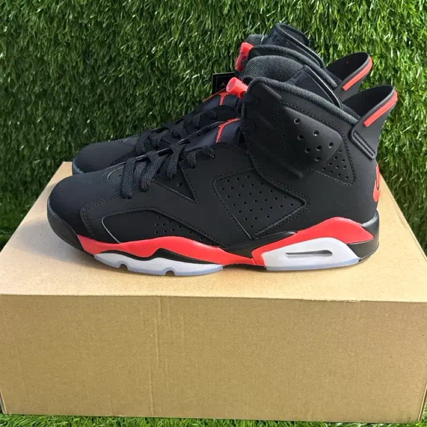 [BUNJANG] Jordan 6 Retro Infrared Salesman Black and Light Crimson / (260) 조던 6 레트로 인프라레드 세일즈맨 블랙 앤 라이트 크림슨