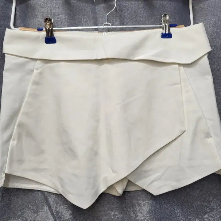 [BUNJANG] ZARA Basic Wrap Style Skirt Pants (White) / [ZARA] 자라 베이직 랩 스타일 치마바지 (화이트)