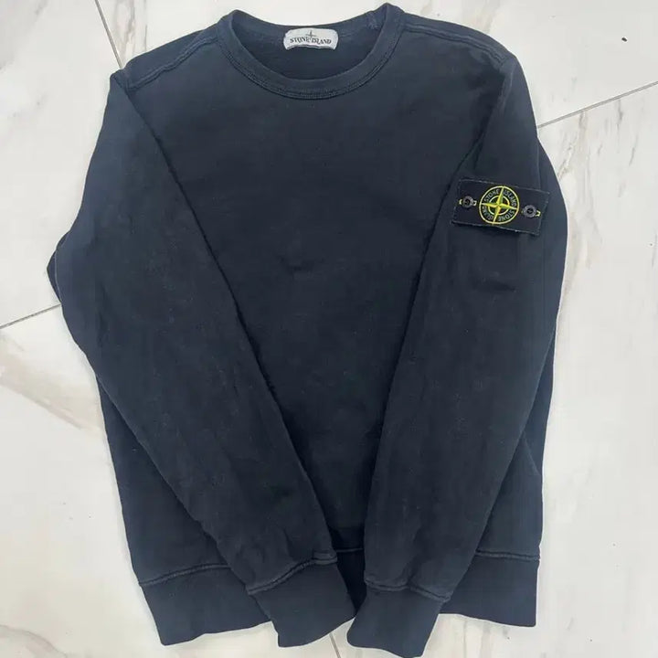 [BUNJANG] Stone Island Black Sweatshirt / 스톤아일랜드 블랙 맨투맨 티셔츠
