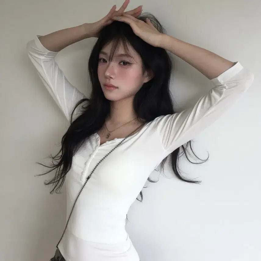 [BUNJANG] Modi Mood Deep U-Neck 7-Point Sleeve T-Shirt / 모디무드 MOMU 딥 유넥 단추 7부 티셔츠