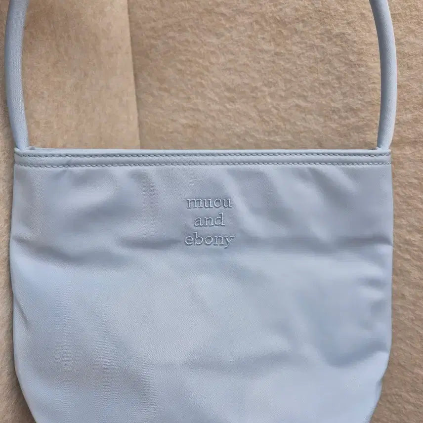[BUNJANG] Mookoo &amp; Ebony Shoulder Bag Sky Blue / 무쿠앤에보니 숄더백 하늘색