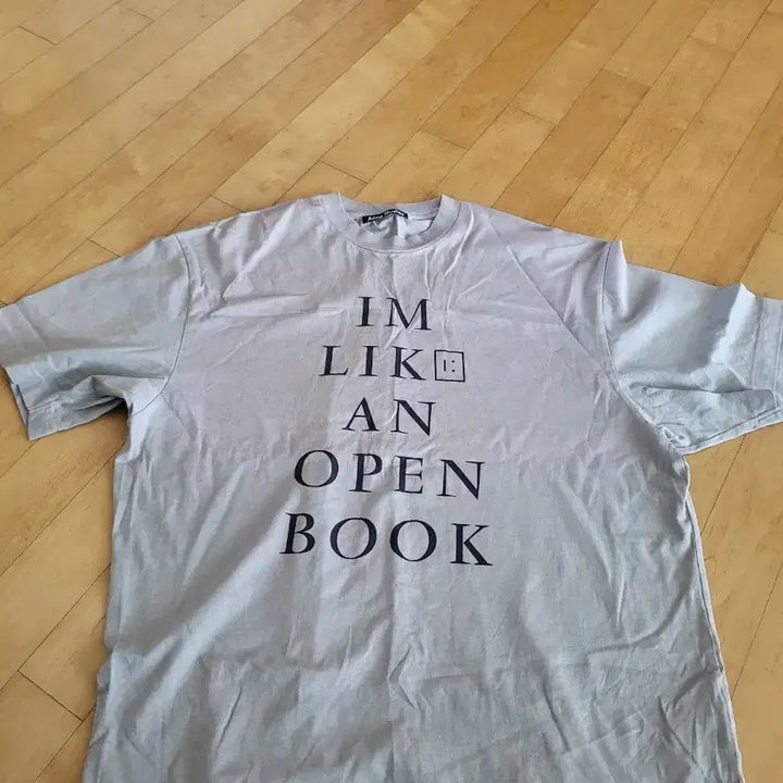 [BUNJANG] Acne Studios Open Book Printing T-Shirt / 아크네 스튜디오 오픈 북 프린팅 티셔츠