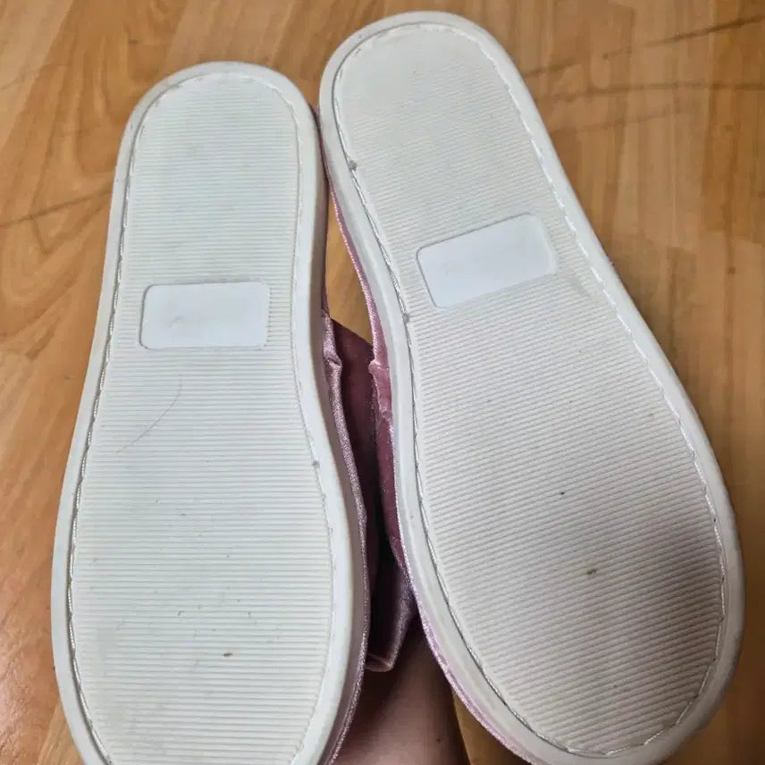 [BUNJANG] Velvet Ribbon Fur Slippers - Pink / 벨벳 리본 털 슬리퍼 핑크