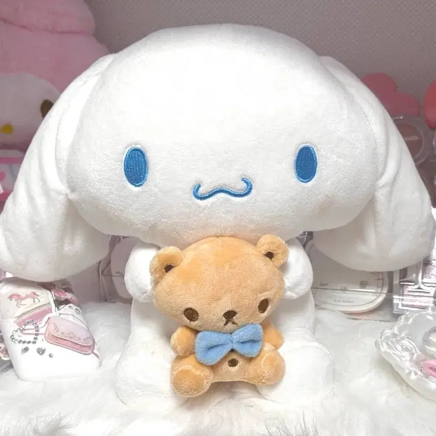 [BUNJANG] Cinnamoroll Medium Plush / 급처: 시나모롤 중형 인형