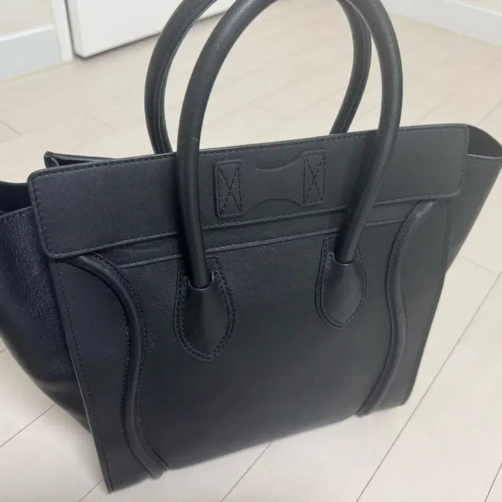 [BUNJANG] Celine Luggage Tote Bag Black / 셀린느 러기지 블랙