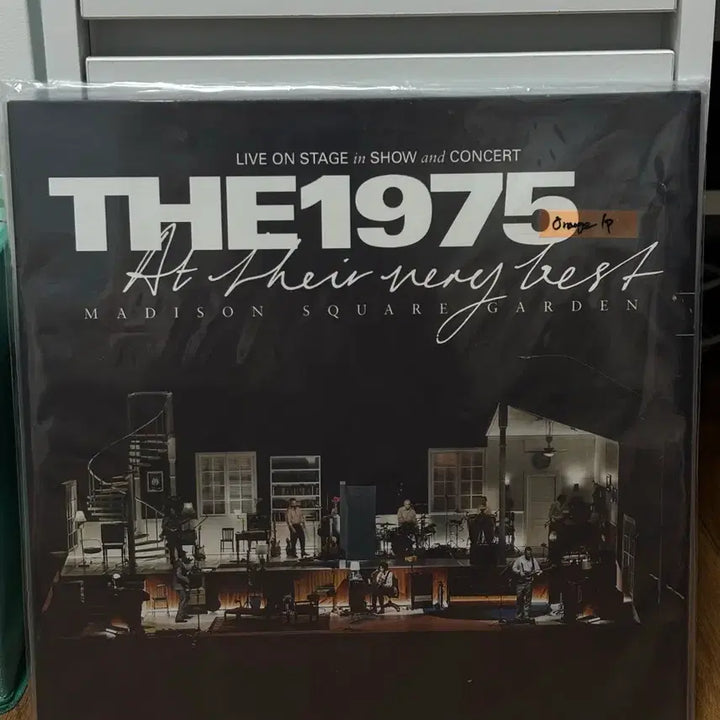 [BUNJANG] The 1975 At Their Very Best Live LP Orange Vinyl / 새상품 The 1975 At their very best live LP